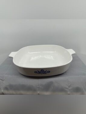 CORNING WARE BLUE CORNFLOWER P-9-B CASSEROLE DISH